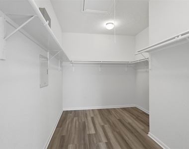 3904 Waterworth Way - Photo Thumbnail 17