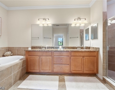 9497 Casoria Court - Photo Thumbnail 10