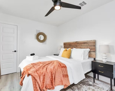 3735 Mainer Street - Photo Thumbnail 10