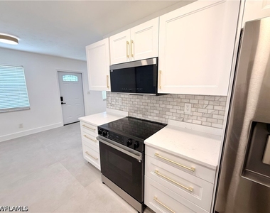 773 105th Ave N - Photo Thumbnail 25