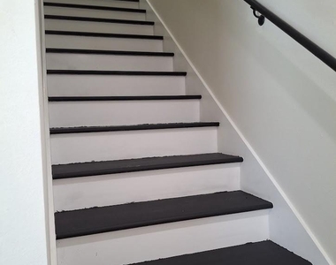 7851 Hanna Street - Photo Thumbnail 5