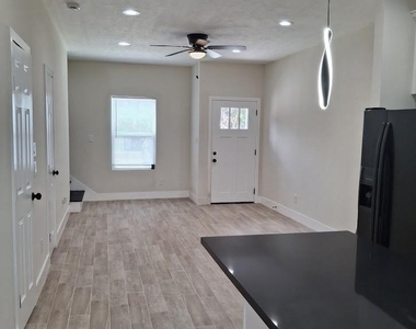7851 Hanna Street - Photo Thumbnail 1