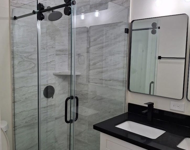 7851 Hanna Street - Photo Thumbnail 9