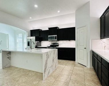 18519 Cypress Steppe Lane - Photo Thumbnail 7