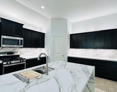 18519 Cypress Steppe Lane - Photo Thumbnail 9