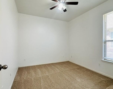 18519 Cypress Steppe Lane - Photo Thumbnail 23