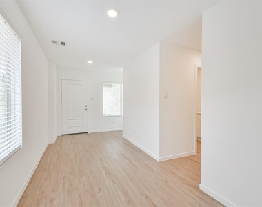 18562 Cepagatti Drive - Photo Thumbnail 3