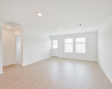 18562 Cepagatti Drive - Photo Thumbnail 7