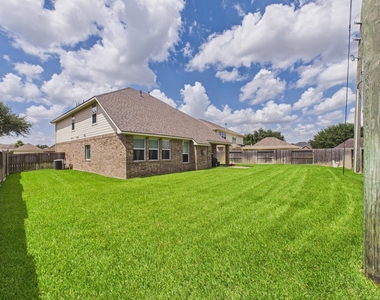 9426 Russeff Field Lane - Photo Thumbnail 45
