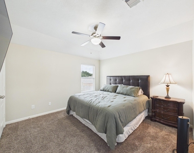 9426 Russeff Field Lane - Photo Thumbnail 37