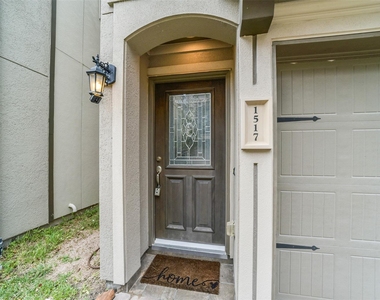 1517 Miles Oaks Place - Photo Thumbnail 1