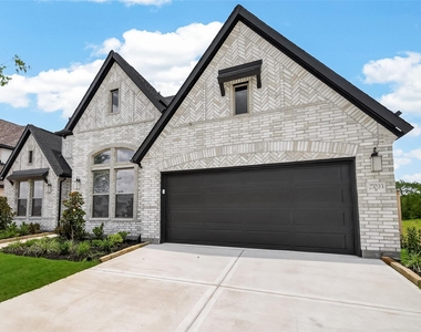 27003 Estella Meadow Lane - Photo Thumbnail 4