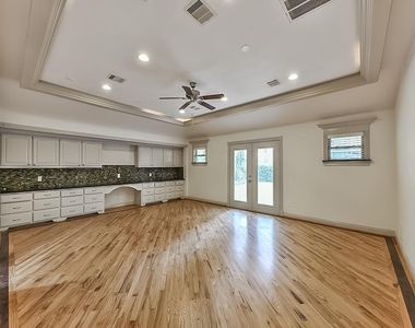 5238 Ariel Street - Photo Thumbnail 19