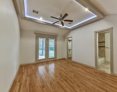 5238 Ariel Street - Photo Thumbnail 20