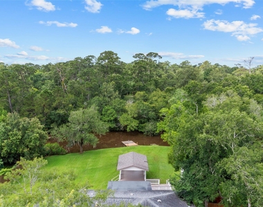 3310 Oak Drive - Photo Thumbnail 4