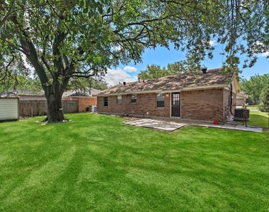 2910 Somerset Avenue - Photo Thumbnail 9
