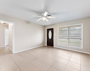 2910 Somerset Avenue - Photo Thumbnail 1