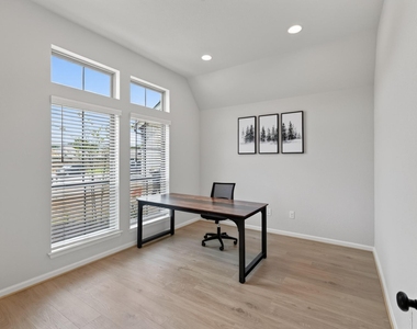 22435 Sawmill Pass Lane - Photo Thumbnail 5