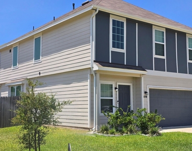 13703 Mariah Drive - Photo Thumbnail 2