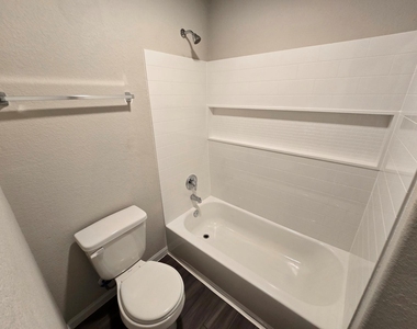 13703 Mariah Drive - Photo Thumbnail 14