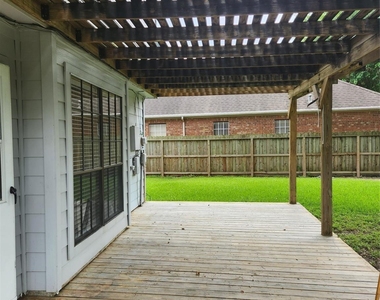 14562 Oak Chase Drive - Photo Thumbnail 15