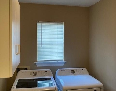 14562 Oak Chase Drive - Photo Thumbnail 14