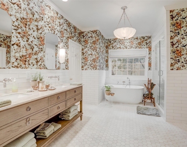 2703 Mid Lane - Photo Thumbnail 6