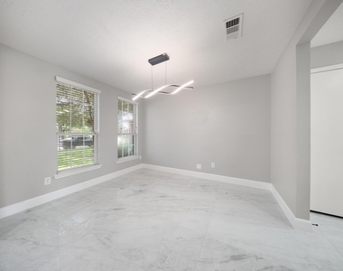 8311 Sierra Hill Court - Photo Thumbnail 8