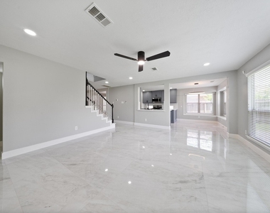 8311 Sierra Hill Court - Photo Thumbnail 7
