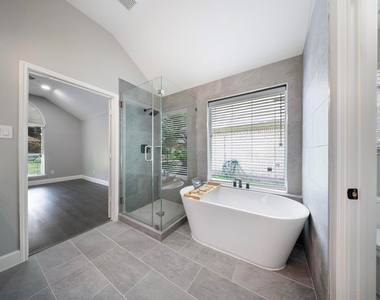 8311 Sierra Hill Court - Photo Thumbnail 17