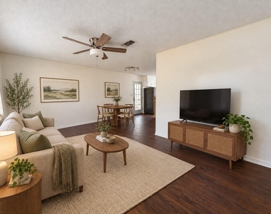 409 La Bradford Drive - Photo Thumbnail 3
