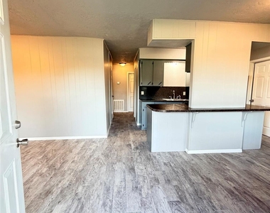 519 Magnolia Avenue - Photo Thumbnail 2