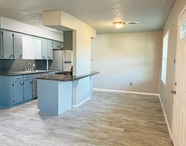 519 Magnolia Avenue - Photo Thumbnail 5