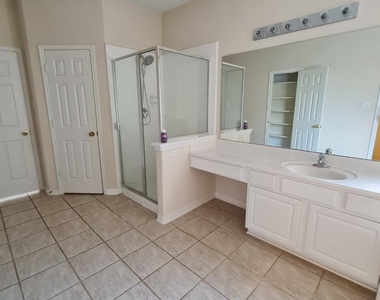 503 Nadia Way - Photo Thumbnail 25