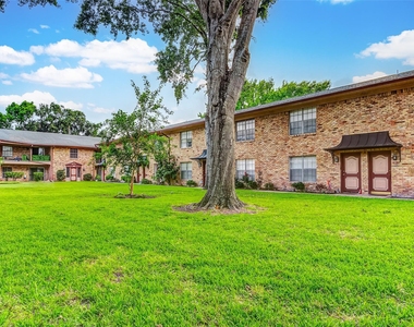 7600 Burgoyne Road - Photo Thumbnail 26