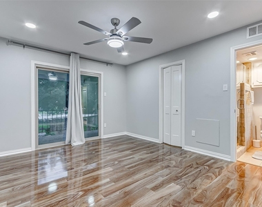 7600 Burgoyne Road - Photo Thumbnail 13