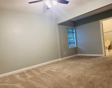 2308 Bennington Street - Photo Thumbnail 10