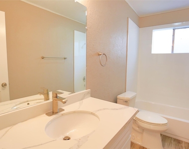 7007 Glen Rosa Drive - Photo Thumbnail 24
