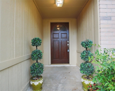7007 Glen Rosa Drive - Photo Thumbnail 3