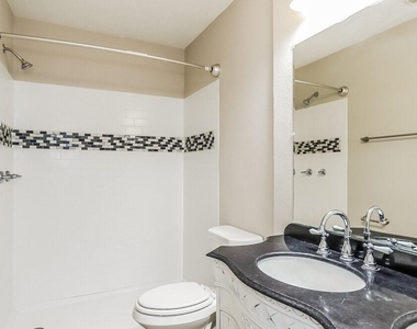 5113 Orange Blossom Court - Photo Thumbnail 13