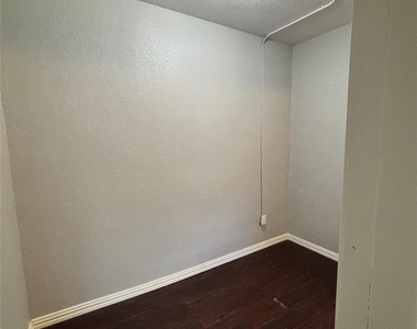 309 Hutcheson Street - Photo Thumbnail 2
