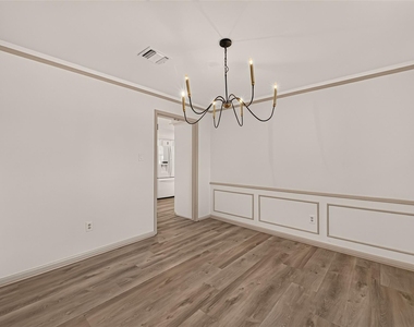 306 Houghton Road - Photo Thumbnail 10