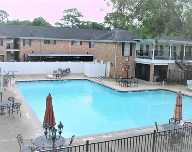 14333 Memorial Drive - Photo Thumbnail 18
