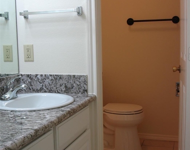 14333 Memorial Drive - Photo Thumbnail 14