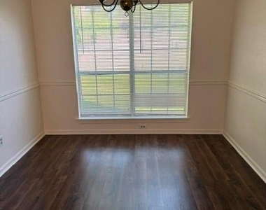 838 Island Meadow Court - Photo Thumbnail 3