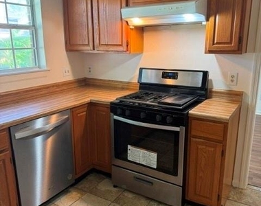 838 Island Meadow Court - Photo Thumbnail 4
