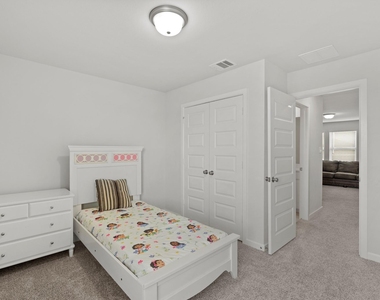 7843 Wyndham Harbor Court - Photo Thumbnail 21