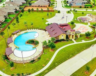7843 Wyndham Harbor Court - Photo Thumbnail 29