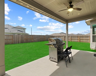 7843 Wyndham Harbor Court - Photo Thumbnail 26