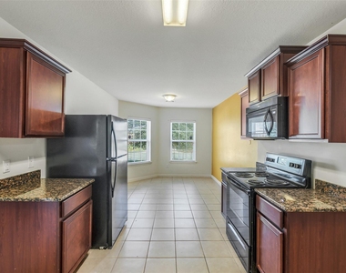 22719 Tabberts Way - Photo Thumbnail 6